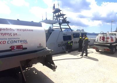 Ανεφοδιασμός σκαφών της FRONTEX